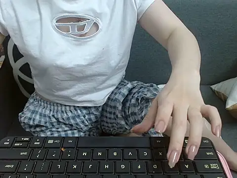 Lamoon 2k online show from 10-21-25, 12:55