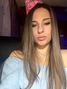 Snapshot of _shadylady_ chatting on 09-09-25, 04:50 shadylady online show from 09-09-25, 04:50