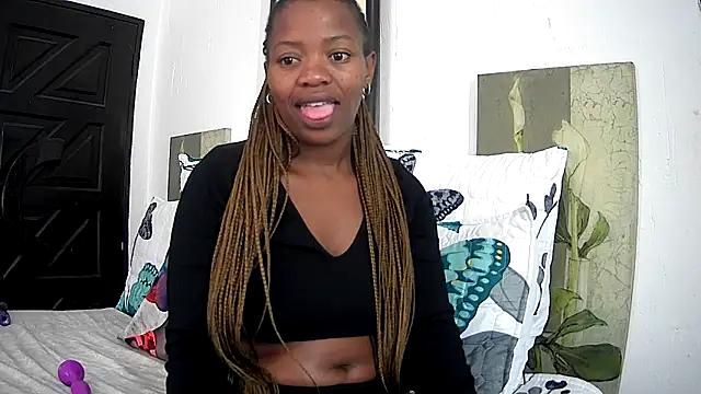 Snapshot of CandyNaynay chatting on 09-30-25, 07:02 CandyNaynay online show from 09-30-25, 07:02