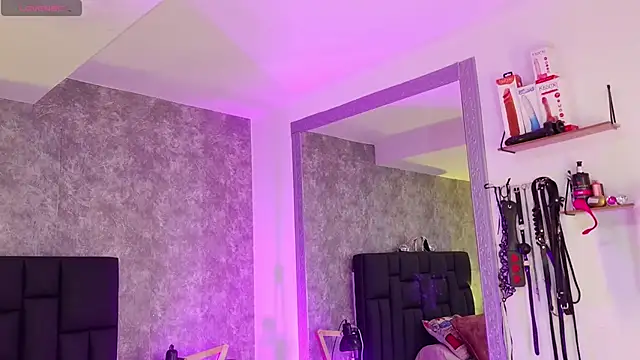 crystaldarliing online show from 03-26-26, 03:50