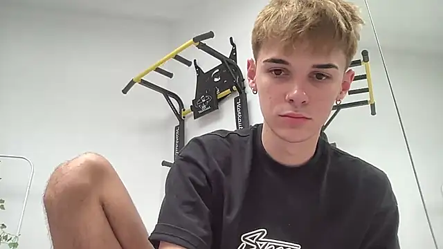 Milk Guy online show from 09-17-25, 08:16