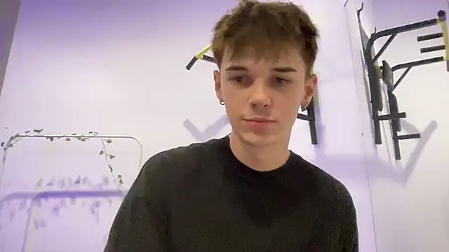 Milk Guy online show from 09-28-25, 04:45