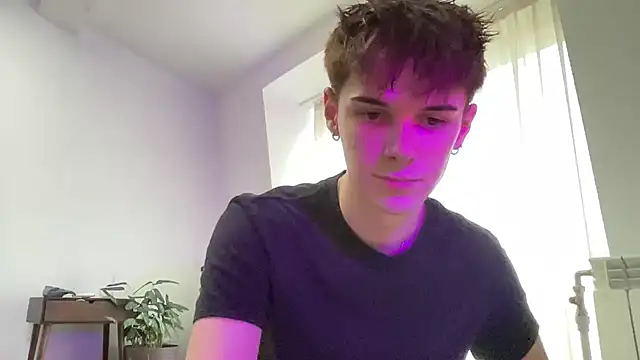 Milk Guy online show from 10-07-25, 01:08