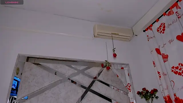 ThiccyLexxy online show from 09-30-25, 04:12