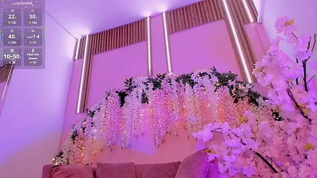 ThiccyLexxy online show from 11-25-25, 12:05