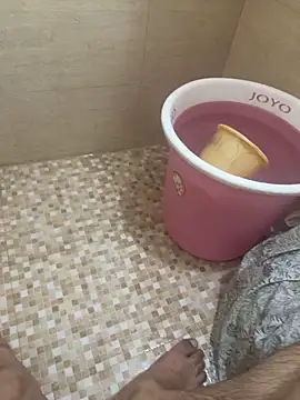 saumon3022 online show from 10-04-25, 06:00