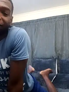 Snapshot of TmanZim2025 chatting on 11-04-25, 07:46 TmanZim2025 online show from 11-04-25, 07:46