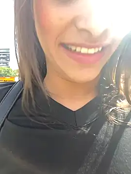 Hannacooper3 online show from 11-10-25, 07:24