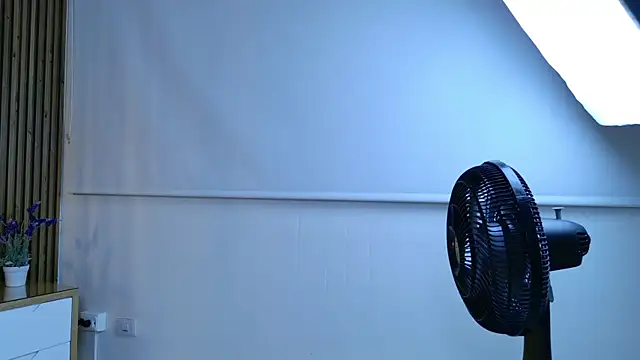 elsa gb online show from 03-27-26, 03:23