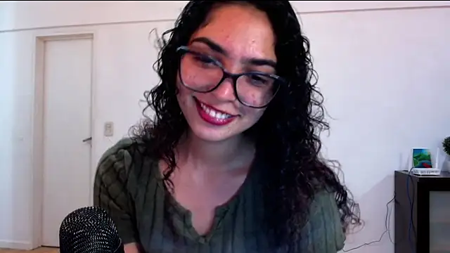 Ariagal online show from 10-18-25, 12:35