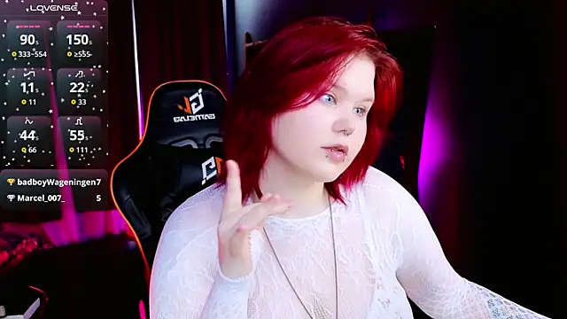 Snapshot of fillisfox_ chatting on 11-10-25, 11:09 fillisfox online show from 11-10-25, 11:09