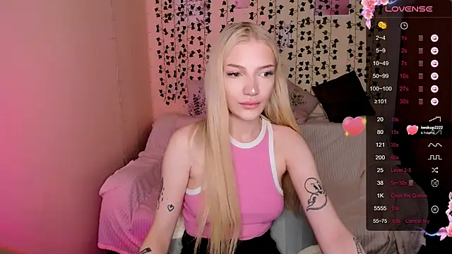 AnyaTaylor  online show from 11-26-25, 02:23