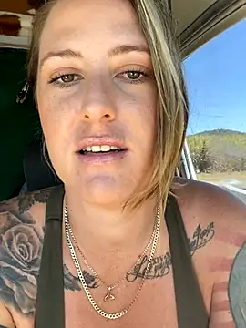 OdetteDelane online show from 10-21-25, 02:34