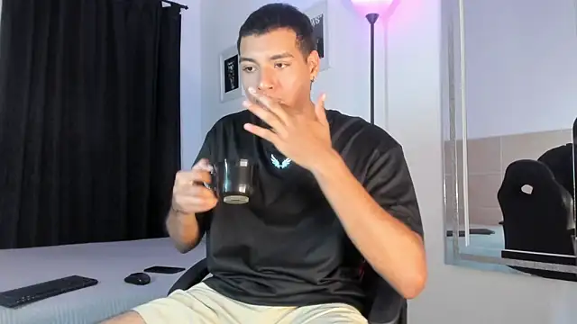 Snapshot of TeamPorn_19 chatting on 03-21-26, 09:51 TeamPorn 19 online show from 03-21-26, 09:51