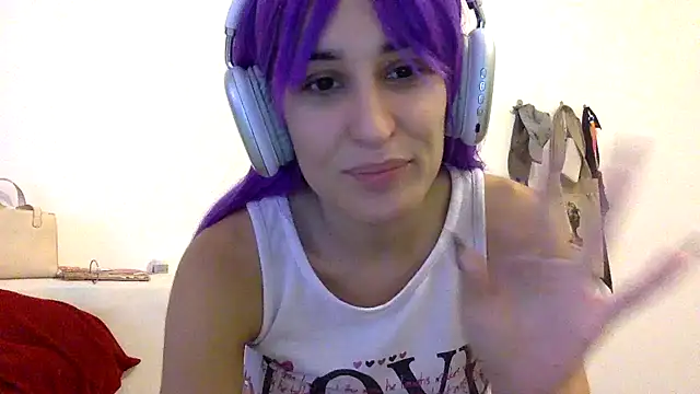 Snapshot of kendrafarq chatting on 12-20-25, 08:05 kendrafarq online show from 12-20-25, 08:05