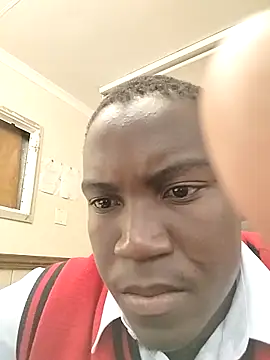 Snapshot of shebeshid chatting on 10-24-25, 04:14 shebeshid online show from 10-24-25, 04:14