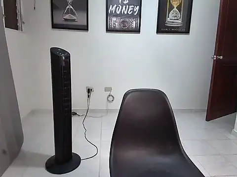 Dollarhot30 online show from 12-16-25, 08:30