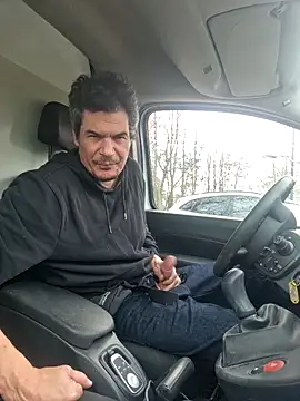 twitshe online show from 02-18-26, 03:30