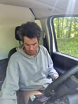 twitshe online show from 04-23-26, 12:29