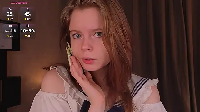 Snapshot of JulietteRain chatting on 09-28-25, 05:29 JulietteRain online show from 09-28-25, 05:29