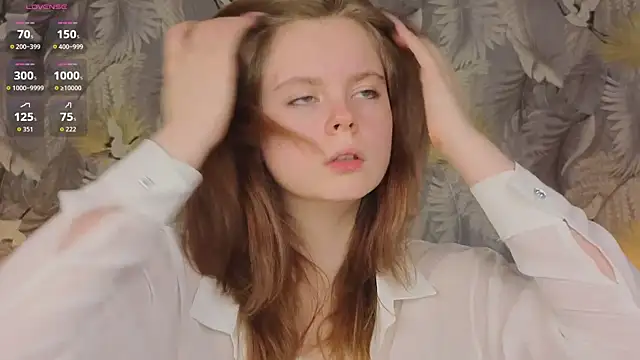 Snapshot of JulietteRain chatting on 10-19-25, 06:08 JulietteRain online show from 10-19-25, 06:08