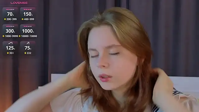 Snapshot of JulietteRain chatting on 11-15-25, 05:20 JulietteRain online show from 11-15-25, 05:20