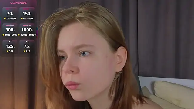 Snapshot of JulietteRain chatting on 11-28-25, 05:26 JulietteRain online show from 11-28-25, 05:26