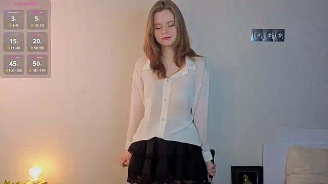 JulietteRain online show from 02-10-26, 06:34