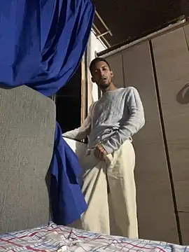 Snapshot of leinad_or97 chatting on 09-18-25, 03:19 leinad or97 online show from 09-18-25, 03:19