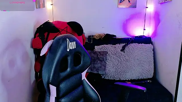 MiaVelvetDoll online show from 11-24-25, 02:06