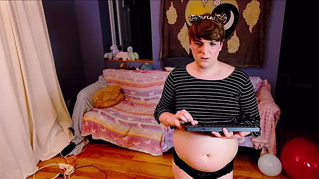 Maddy cat 91 online show from 09-17-25, 11:50