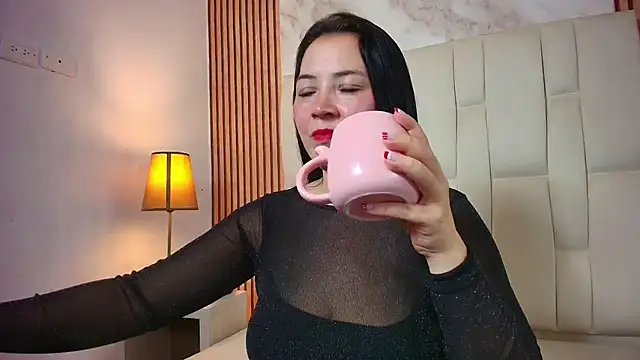 CharlotteSchmidtt online show from 11-26-25, 11:22