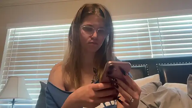 Riley ray69 online show from 11-04-25, 03:44