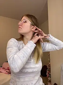 Riley ray69 online show from 12-18-25, 07:53