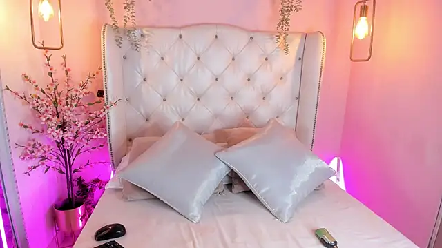 Snapshot of IrinaRubius chatting on 09-12-25, 07:58 IrinaRubius online show from 09-12-25, 07:58