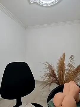 Snapshot of liambolt chatting on 02-27-26, 03:01 liambolt online show from 02-27-26, 03:01