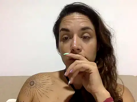 Snapshot of Sophia_House_ chatting on 04-01-26, 11:13 Sophia House online show from 04-01-26, 11:13