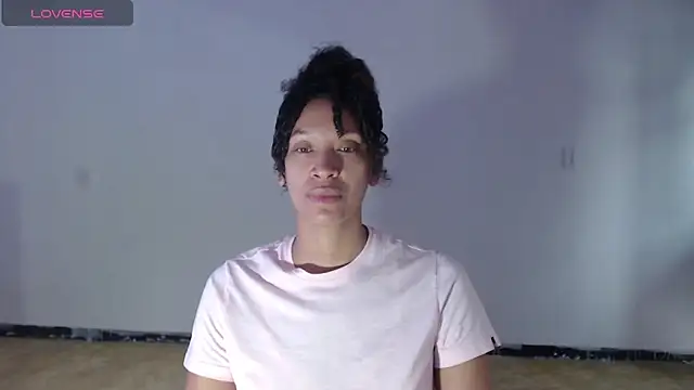 DonnaDidiamantti online show from 11-29-25, 04:10