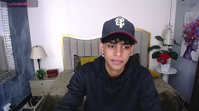 jhos padill online show from 12-17-25, 01:17