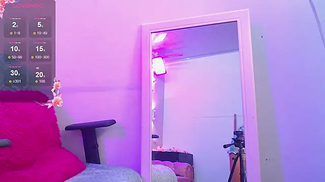 saray 0 online show from 11-14-25, 12:20