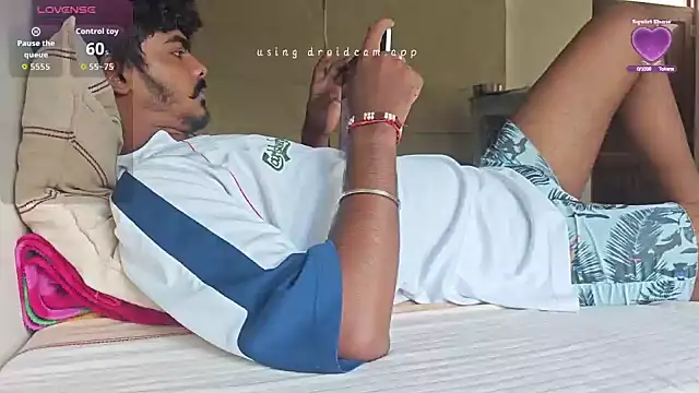 Snapshot of mrbuddy85 chatting on 09-17-25, 10:39 mrbuddy85 online show from 09-17-25, 10:39