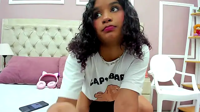 merlyaluna online show from 09-18-25, 09:17