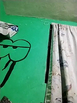 Snapshot of carlo20n chatting on 11-27-25, 07:43 carlo20n online show from 11-27-25, 07:43