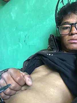 Snapshot of carlo20n chatting on 03-07-26, 09:01 carlo20n online show from 03-07-26, 09:01