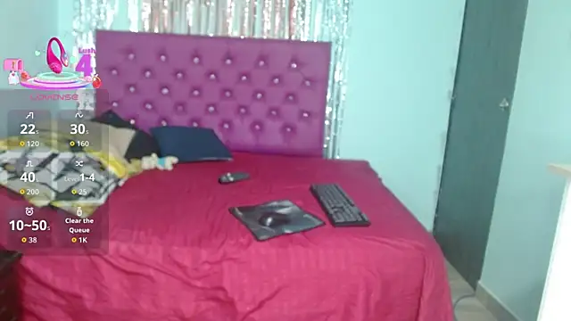 Charlotte lane online show from 09-11-25, 03:28