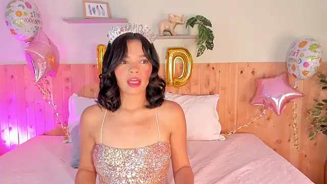 Snapshot of CloehSmiith chatting on 11-15-25, 12:02 CloehSmiith online show from 11-15-25, 12:02