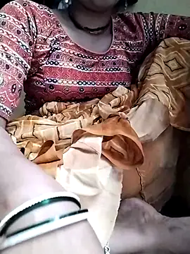 Snapshot of Gopika_Dudi chatting on 09-28-25, 01:55 Gopika Dudi online show from 09-28-25, 01:55