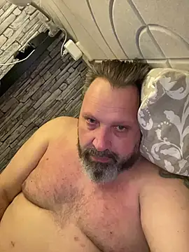 Snapshot of BigMan738@xh chatting on 05-12-26, 08:28 BigMan738xh online show from 05-12-26, 08:28