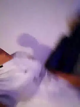 Snapshot of LUISSLEONN0958 chatting on 11-09-25, 05:06 LUISSLEONN0958 online show from 11-09-25, 05:06