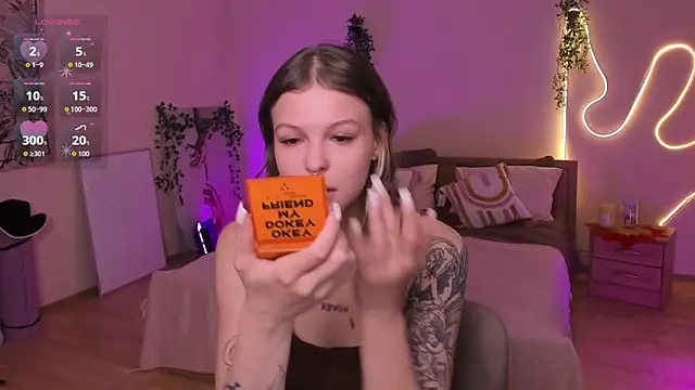 Lisa Blossom online show from 07-08-26, 06:07